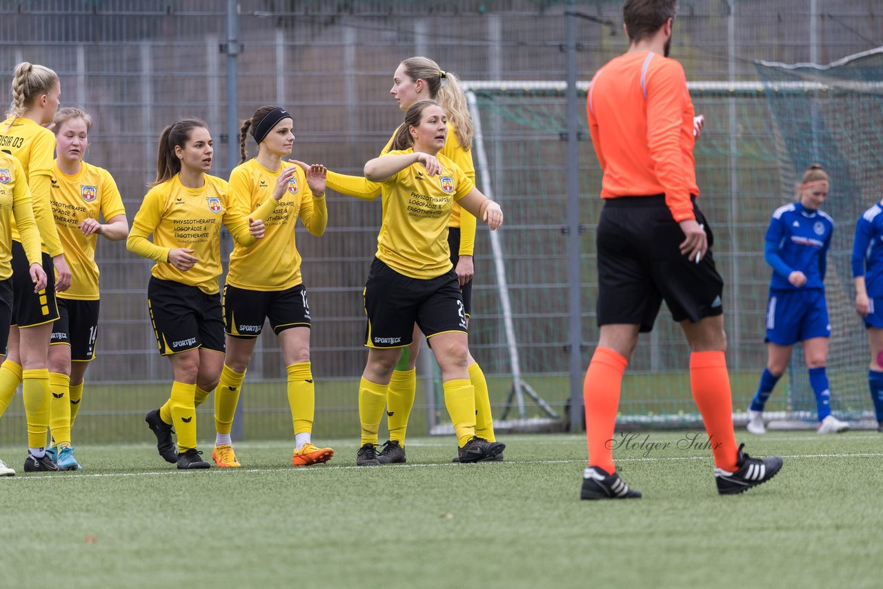 Bild 185 - F SSC Hagen Ahrensburg - SV Frisia Risum-Lindholm : Ergebnis: 1:2